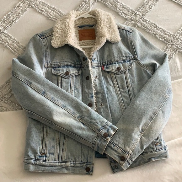Levis Vintage Denim Jacket Size S